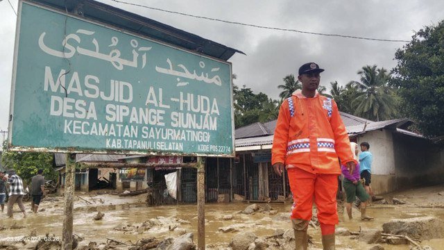 Kondisi pasca banjir bandang di Kab Tapanuli Selatan Provinsi Sumut, Sabtu (23/11/2024). Foto: Dok. BPBD Kab Tapanuli Selatan