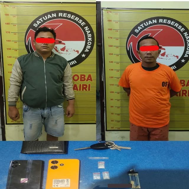 Tersangka diamankan Sat Narkoba Polres Dairi. Foto: Dok. Polres Dairi.