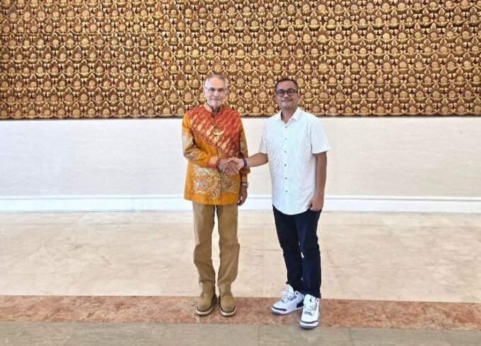 Presiden Timor Leste dan Ketua Umum GMKI Pematangsiantar. Foto: Istimewa.