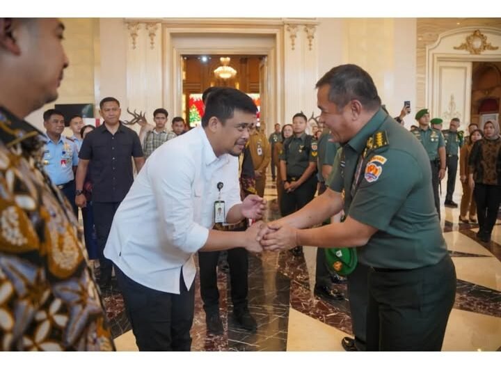 Bobby Nasution dan Kasad Maruli Simanjuntak. Foto: Istimewa.
