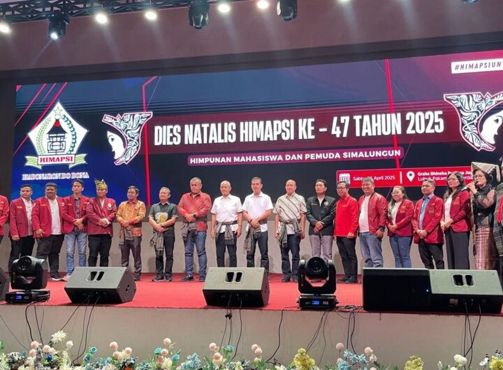 Himapsi Foto bersama dalam rangkaian acara Dies Natalis ke 47 Tahun. Foto: Dok. Panitia Dies Natalis Himapsi.