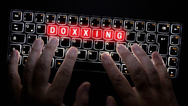 Ilustrasi Doxing. Foto: wsf-s/Shutterstock