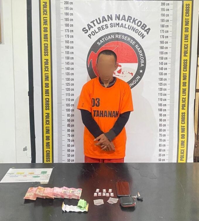 Tersangka dan barang bukti diamankan Polres Simalungun. Foto: Humas Polres Simalungun.