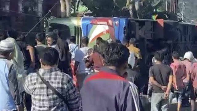 Kecelakaan Bus ALS di Kota Padang Panjang, Sumatera Barat (Sumbar), Selasa (6/5/2025). Foto: Ist