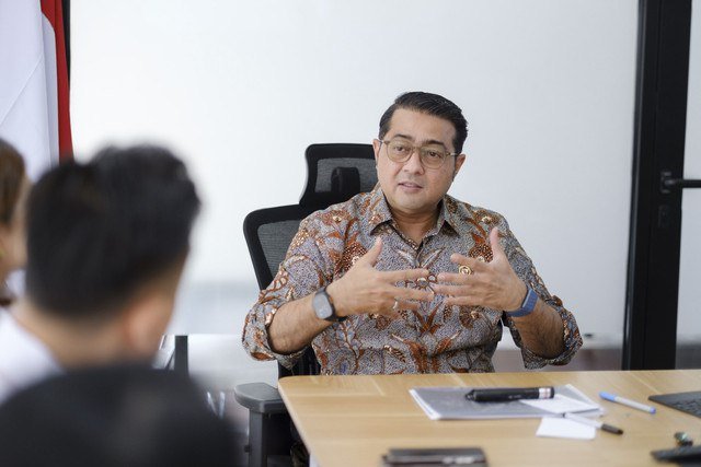 Menteri Ekonomi Kreatif Teuku Riefky Harsa, melakukan audiensi dengan HIPMI Culinary Indonesia (HCI). Foto: Dok. Kementerian Ekonomi Kreatif Indonesia