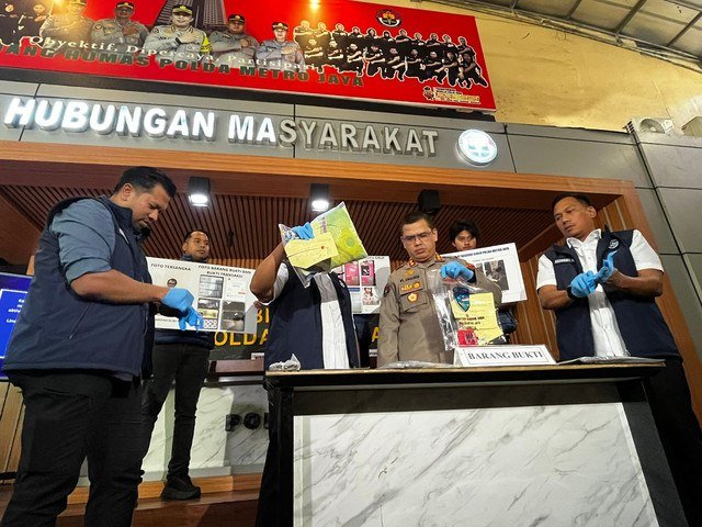 Konferensi Pers Kasus TPPO terhadap Anak di Bawah Umur di Polda Metro Jaya, Sabtu (19/7/2025). Foto: Kumparan.