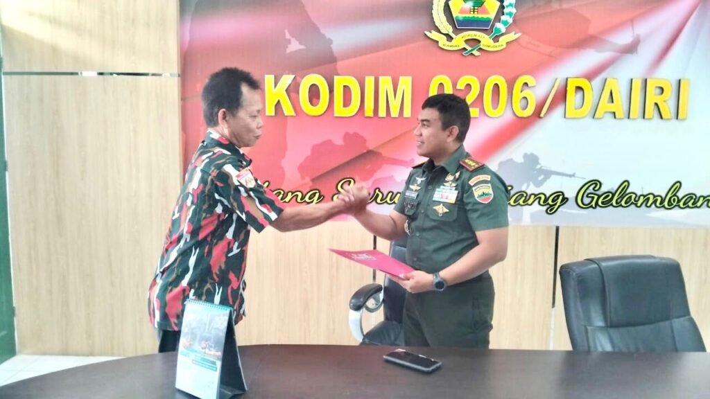 Sekretaris LMP Macab Dairi, penyampaian Siap Mendukung Kodim 0206. Foto: Dok. LMP Macab Dairi.