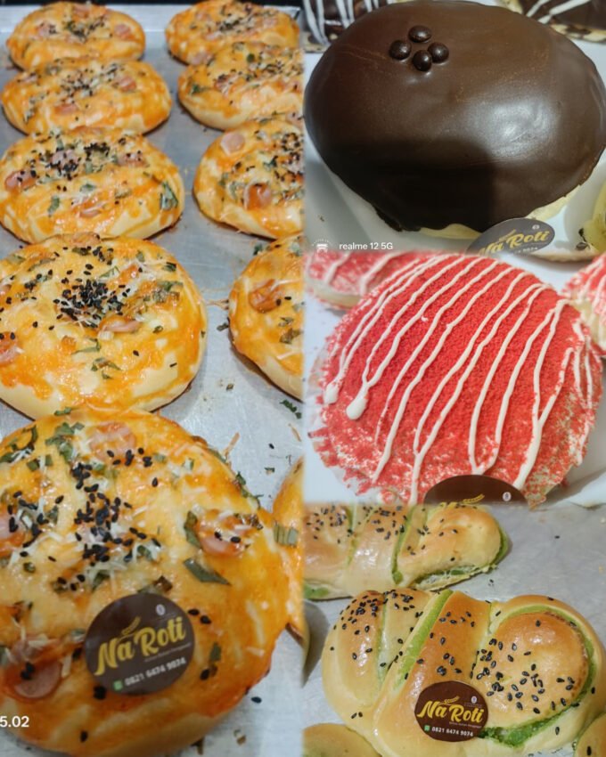 Varian Roti yang di Produksi oleh Naroti Bakery Siantar. Foto: Dok. Istimewa. (Kolase: Visiokreatif Pictures)