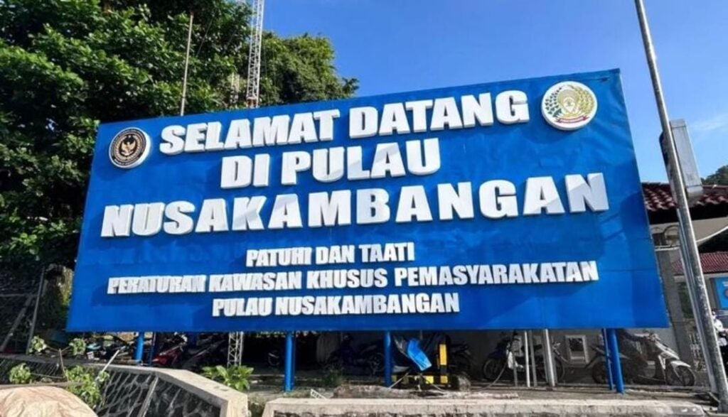 Plang selamat datang di Nusa Kambangan. Foto: Istimewa.