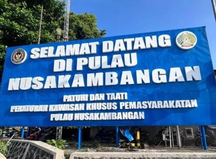 Plang selamat datang di Nusa Kambangan. Foto: Istimewa.