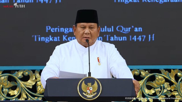 Presiden Prabowo Subianto memberikan sambutan saat menghadiri Peringatan Nuzulul Qur'an di Istana Negara, Jakarta, Selasa (10/3/2026). Foto: Youtube/Sekretariat Presiden