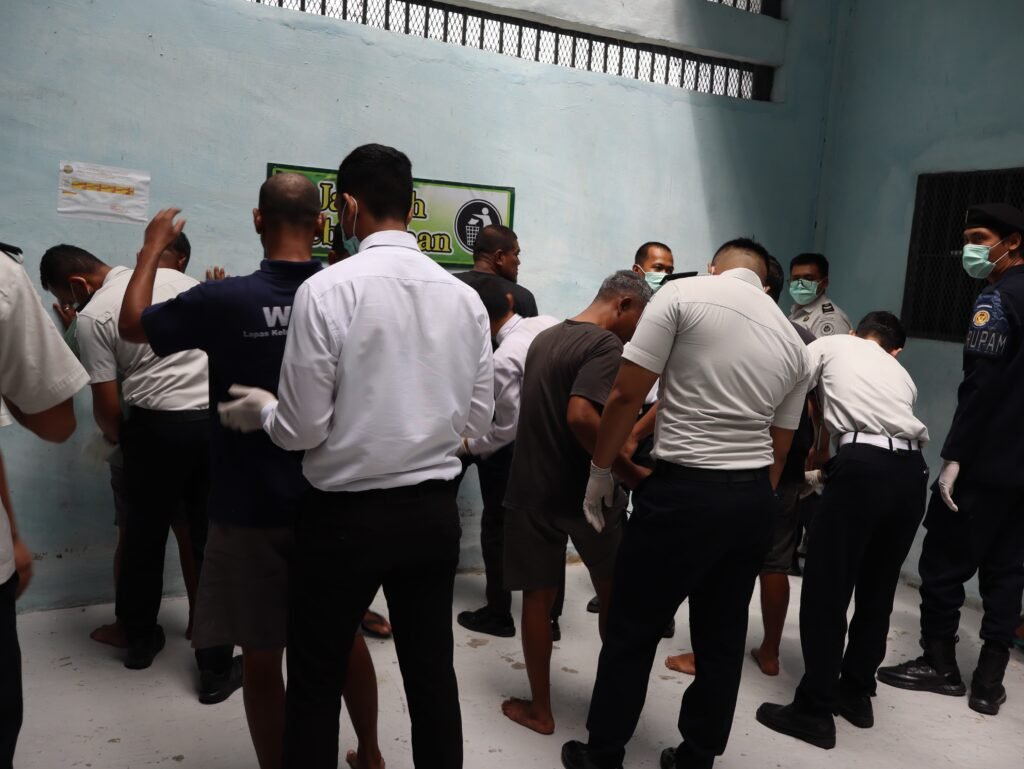 Razia Gabungan di Lapas Narkotika Pematangsiantar. Foto: Istimewa.