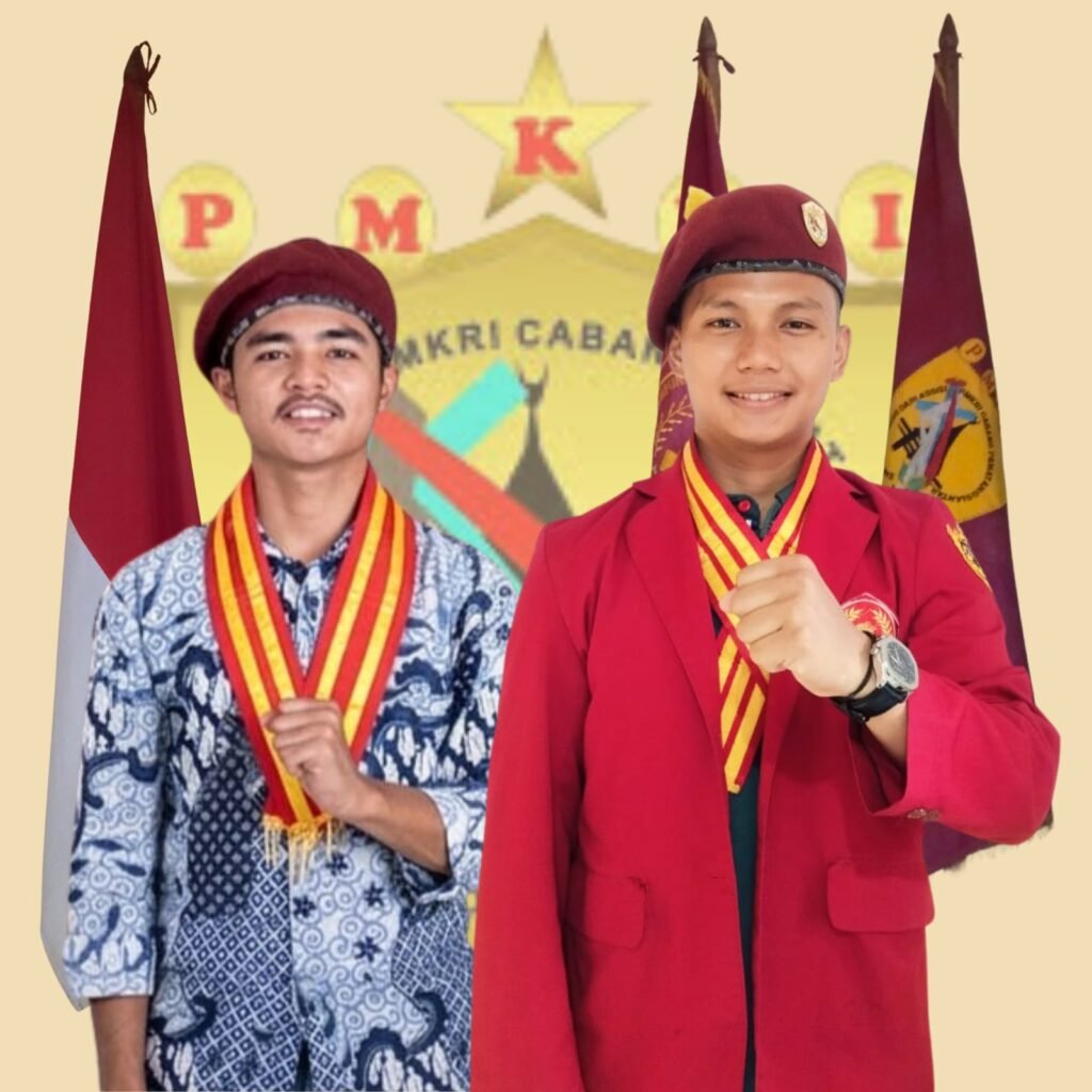 Presidium Gerakan Kemasyarakatan PMKRI Cabang Pematangsiantar, Paulinus Mersiwince Gulo dan Ketua Presidium PMKRI Cabang Pematangsiantar, Fransisco Mezgion Hutauruk. Foto: Dok. PMKRI Siantar.
