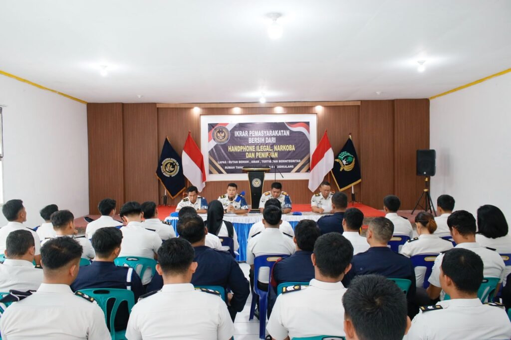 Rapat dinas Penguatan Pengamanan di Rutan Kelas IIB Sidikalang.