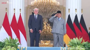 Presiden Prabowo menyambut kedatangan Presiden Republik Federal Jerman, Frank-Walter Steinmeier di Istana Merdeka, Jakarta, (15/6/2026). Foto: YouTube/ Sekretariat Presiden