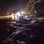 Ruas jalan di Jalan Siantar-Medan, terlihat di genangi banjir akibat curah hujan yang tinggi dan akibat limpasan air dari dataran tinggi, atau bagian hulu. Foto: istimewa.