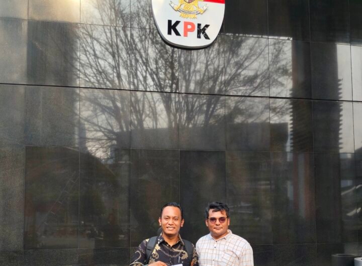 Penyampaian Laporan kepada KPK RI di Jakarta. Foto: Istimewa.